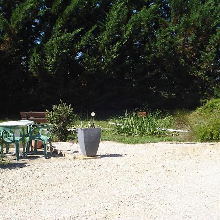 L'Oree Des Bois Dommartin-Les-Cuiseaux Exterior photo